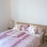 2 로고즈니차