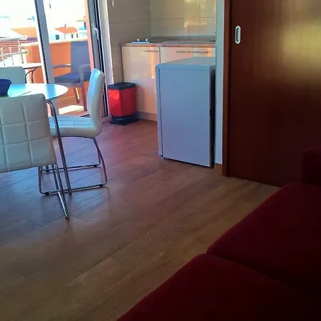 2 Rogoznica (Sibenik-Knin)