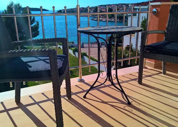 2 * Rogoznica (Sibenik-Knin)