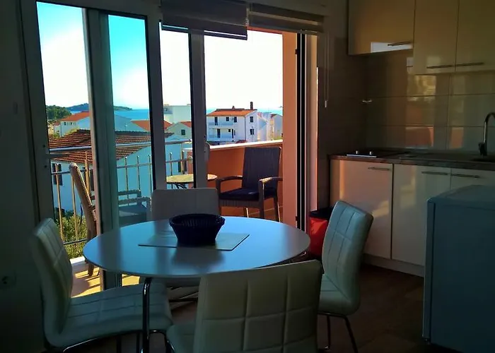 Apartment 2 Rogoznica (Sibenik-Knin)