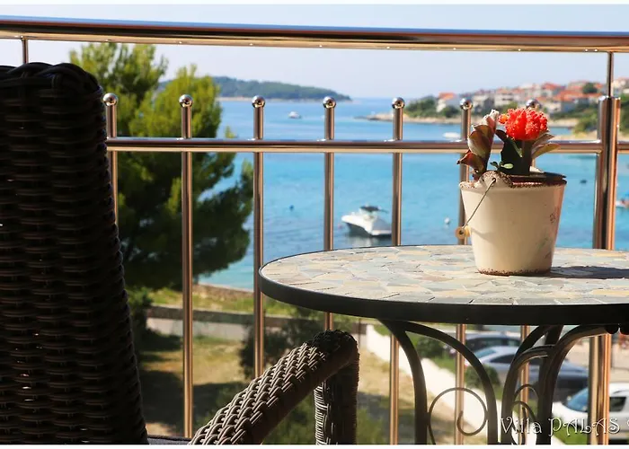 2 Rogoznica (Sibenik-Knin)